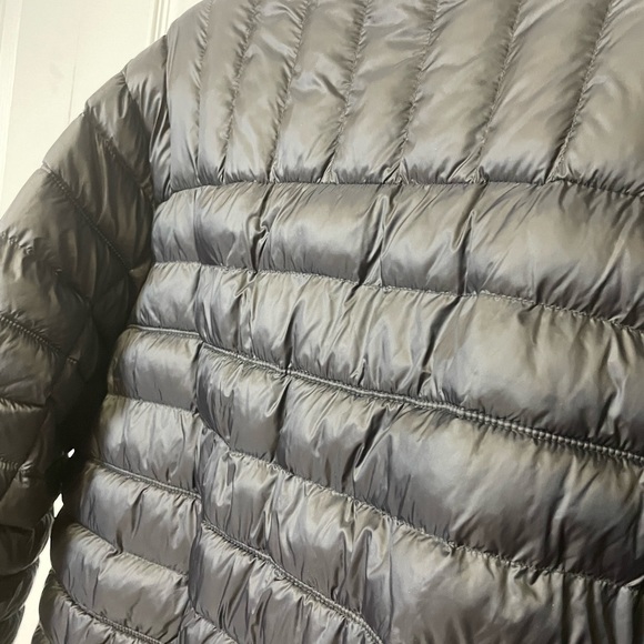 Levi’s Black Men’s Quilted  Puffer Jacket Red tab Logo Size XXL - Picture 9 of 16